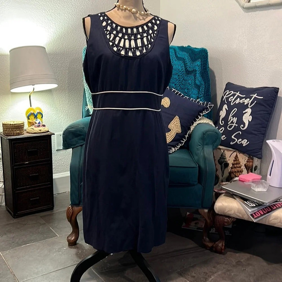 Alex Marie Dresses & Skirts - Size 10 Navy and white dress